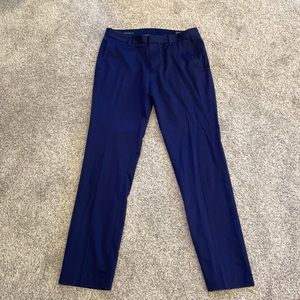 31x32 Bonobos Monday tailored fit dress pants in navy. Lightly worn